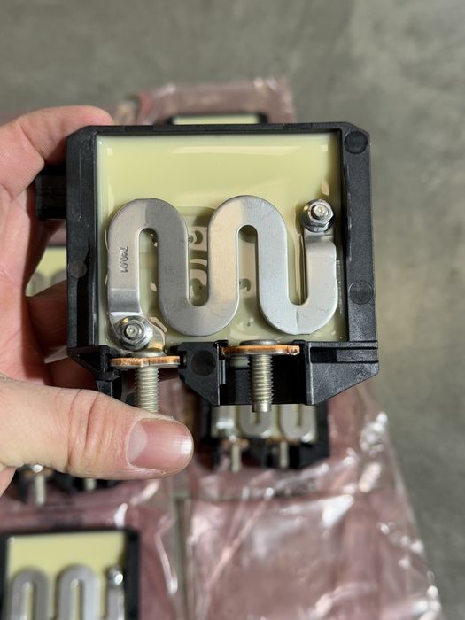 Реле напруги стартера регулятор спрінтер Sprinter W907 W910 OM654 W447