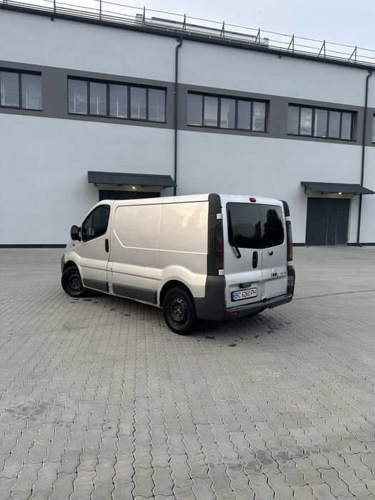 Продам Opel Vivaro 1.9