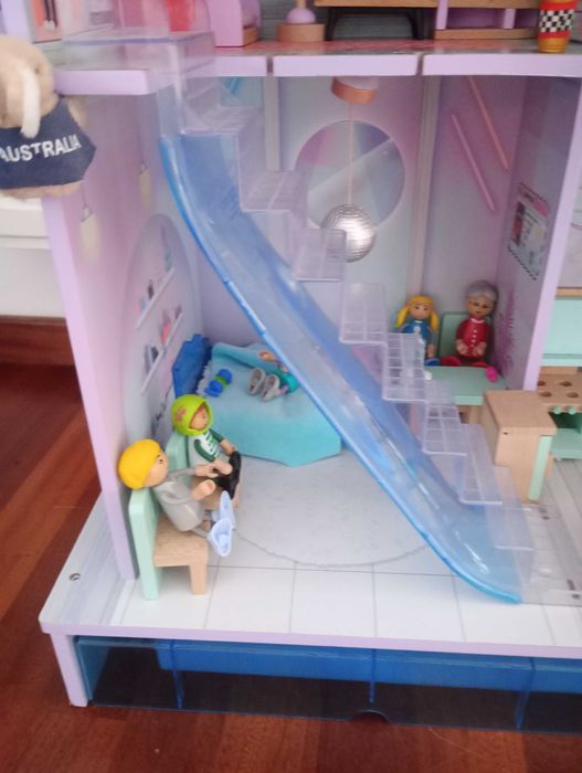 Domek dla lalek piękny