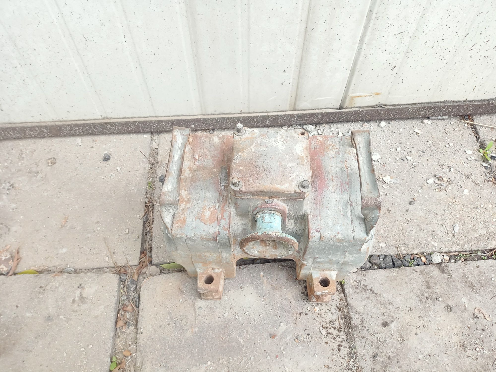 Elektrowibrator  wibrator   0.45 kw i 0,85 kw