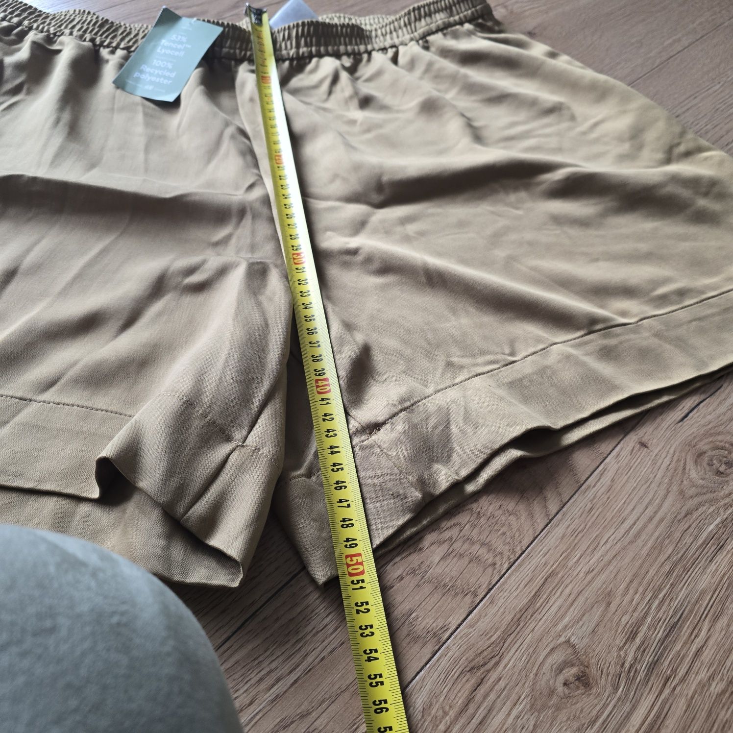 Krótkie spodenki materiałowe hm 44 46 xxl