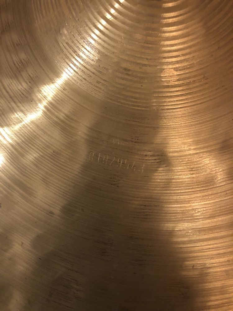 Paiste Signature Traditional Extra Thin Crash - 16” e 18”