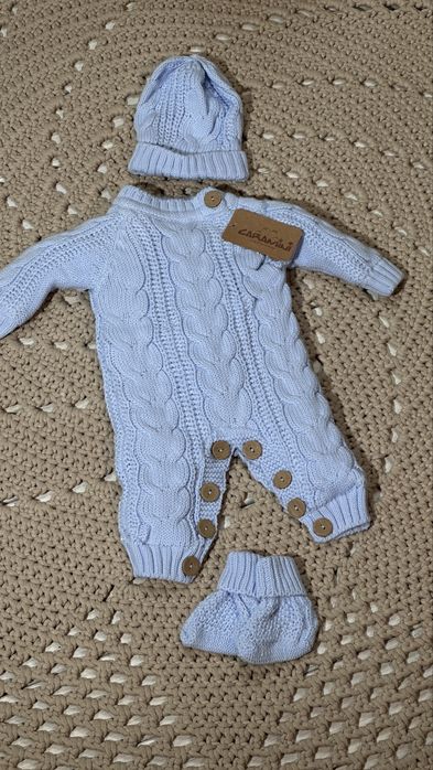 Комбінезон вʼязаний блакитний, рожевий шапка та пінетки в подарунок