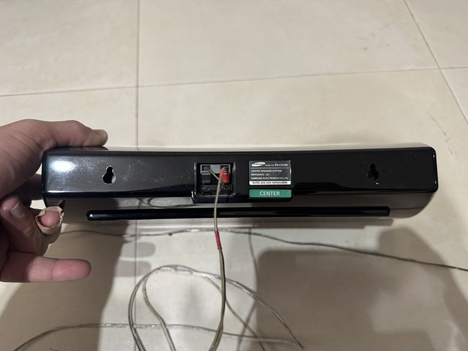 Subwoofer e colunas Samsung