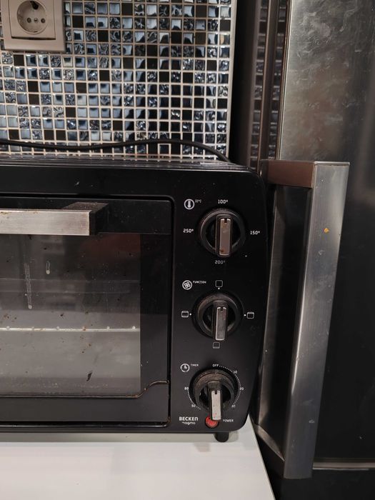 Mini-Forno com dois tabuleiros