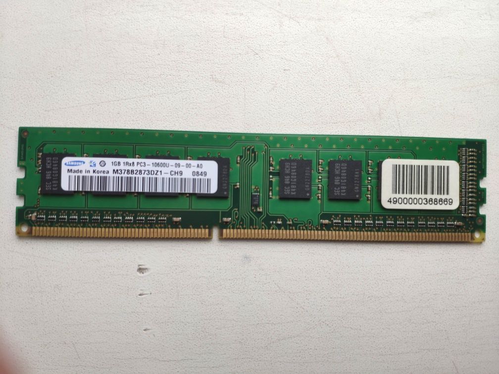 Оперативная память 1 GB ddr3