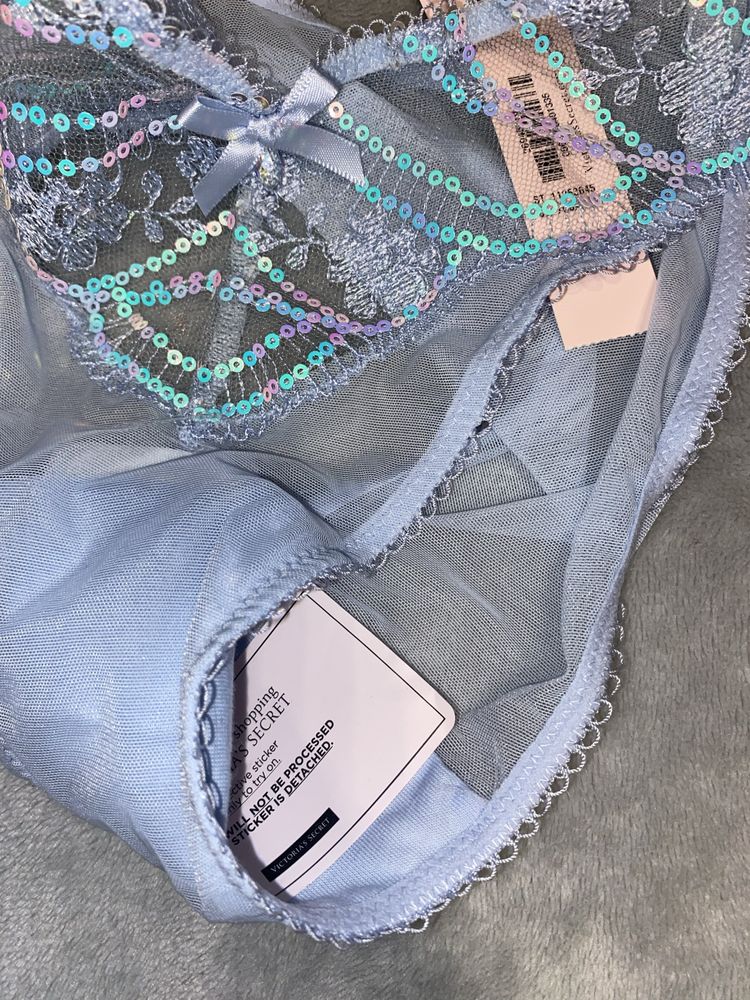 Nowe stringi Victoria Secret