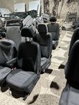 Сидіння водійське з підлокотником Mercedes Sprinter 906 Сідушка водія