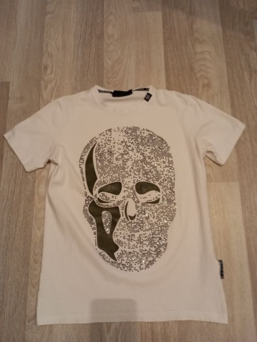 Продам футболку PHILIPP PLEIN