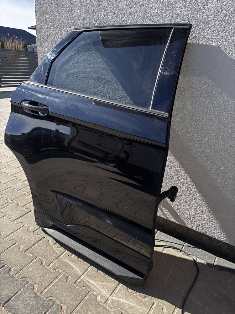 Drzwi prawy  tył Ford Edge ST line UM