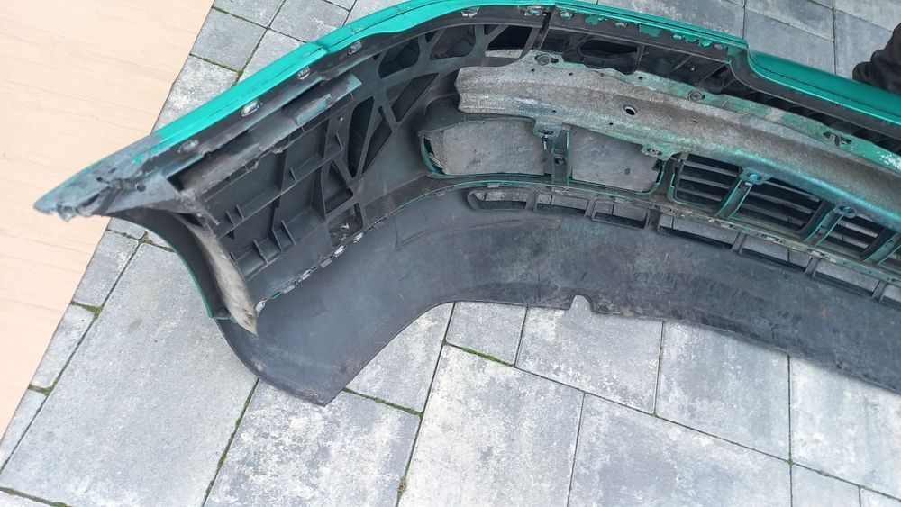 Audi a4 b5 95-99 zderzak przód przedni zielony ly6l