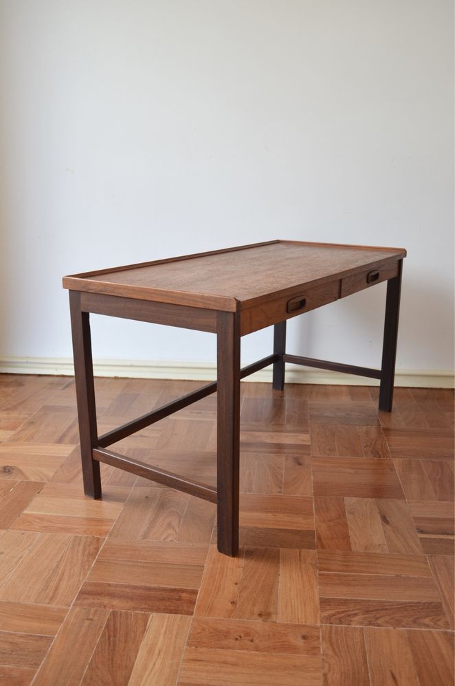 Mesa de sala / consola baixa vintage