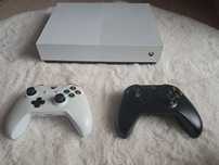 XBOX ONE S + pady