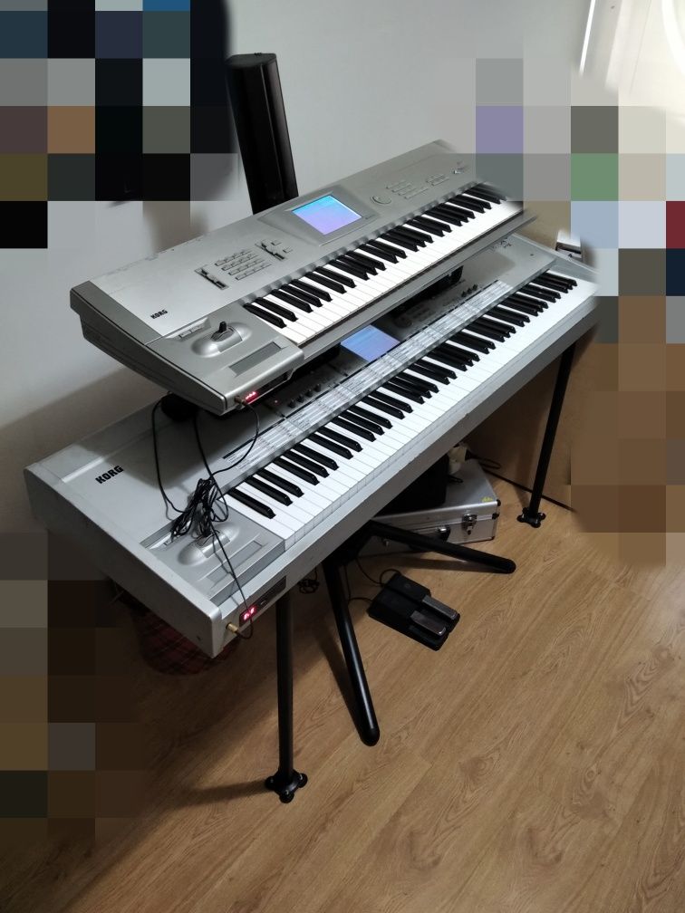 KORG Trinity + KORG Triton + extras