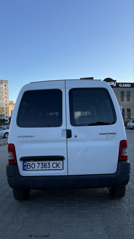 Продаю Peugeot Partner 2010