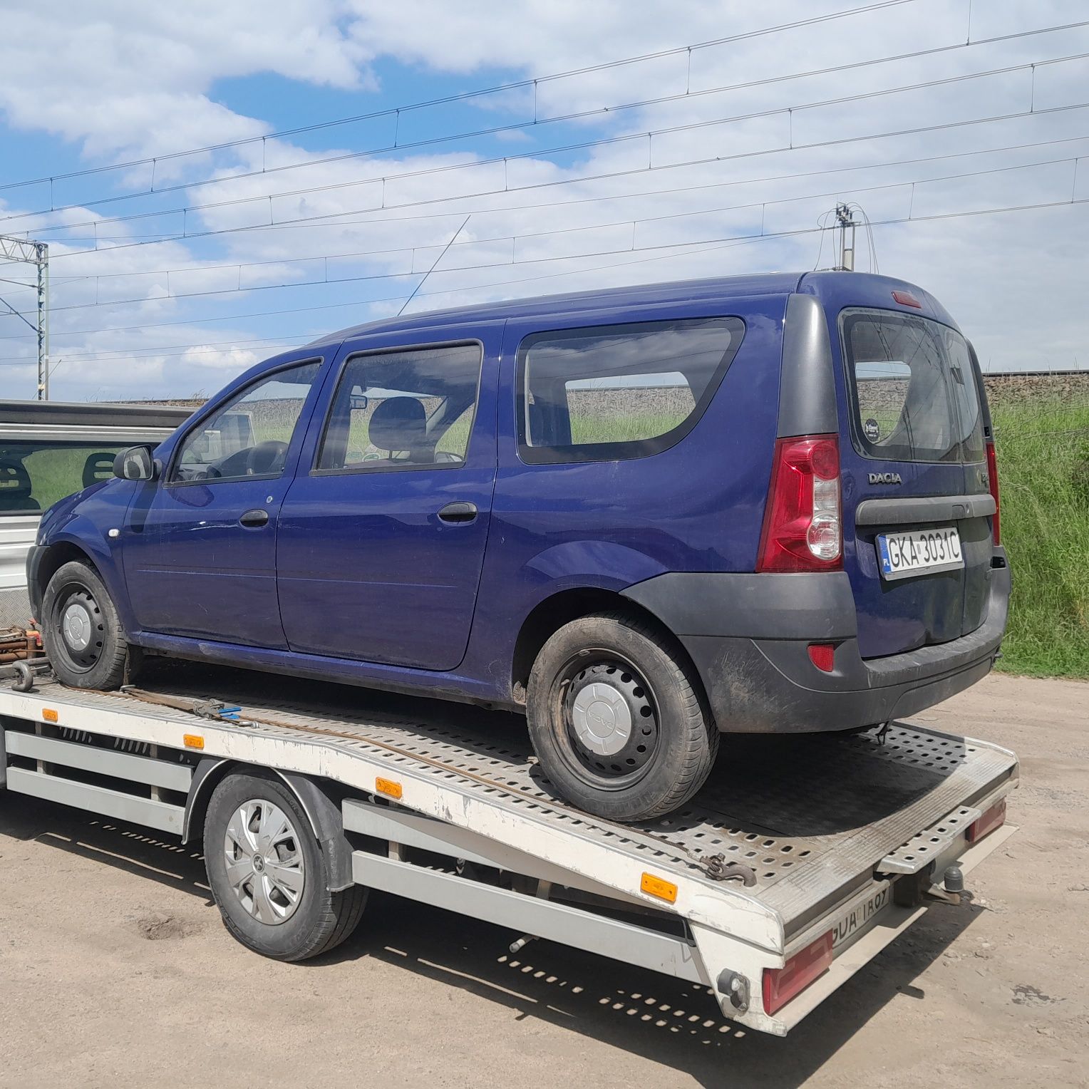 Dacia Logan 1.4 mpi na części kolor dv61h
