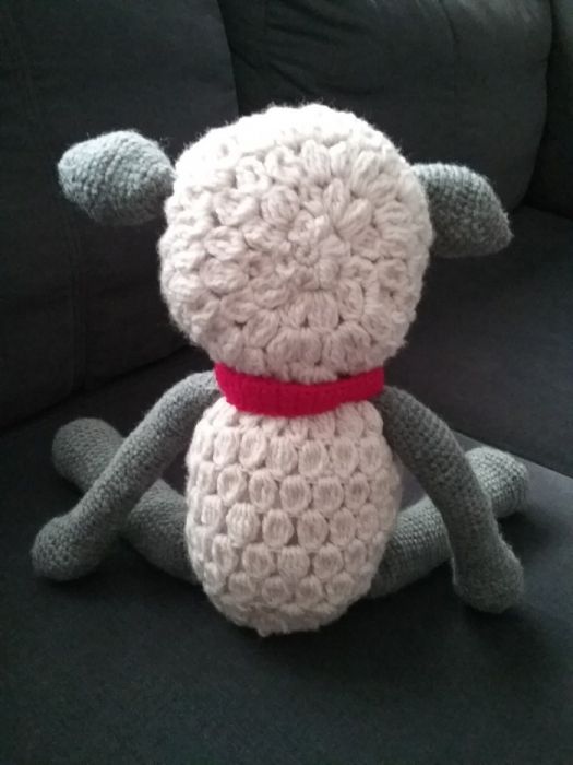 Pluszak - maskotka owieczka wielkanocna szydełku - handmade- ręcznie r