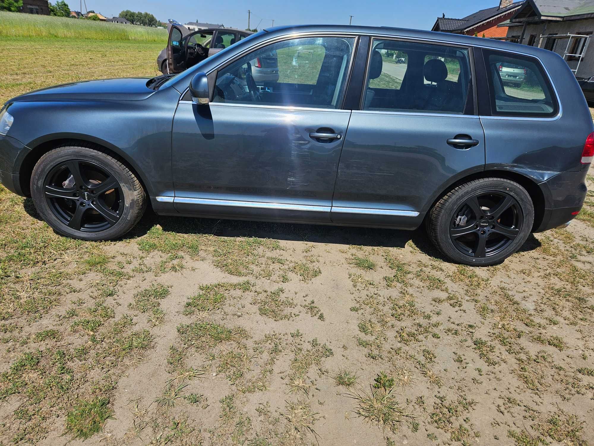 VW Touareg 3.2 V6 4×4 z niemiec