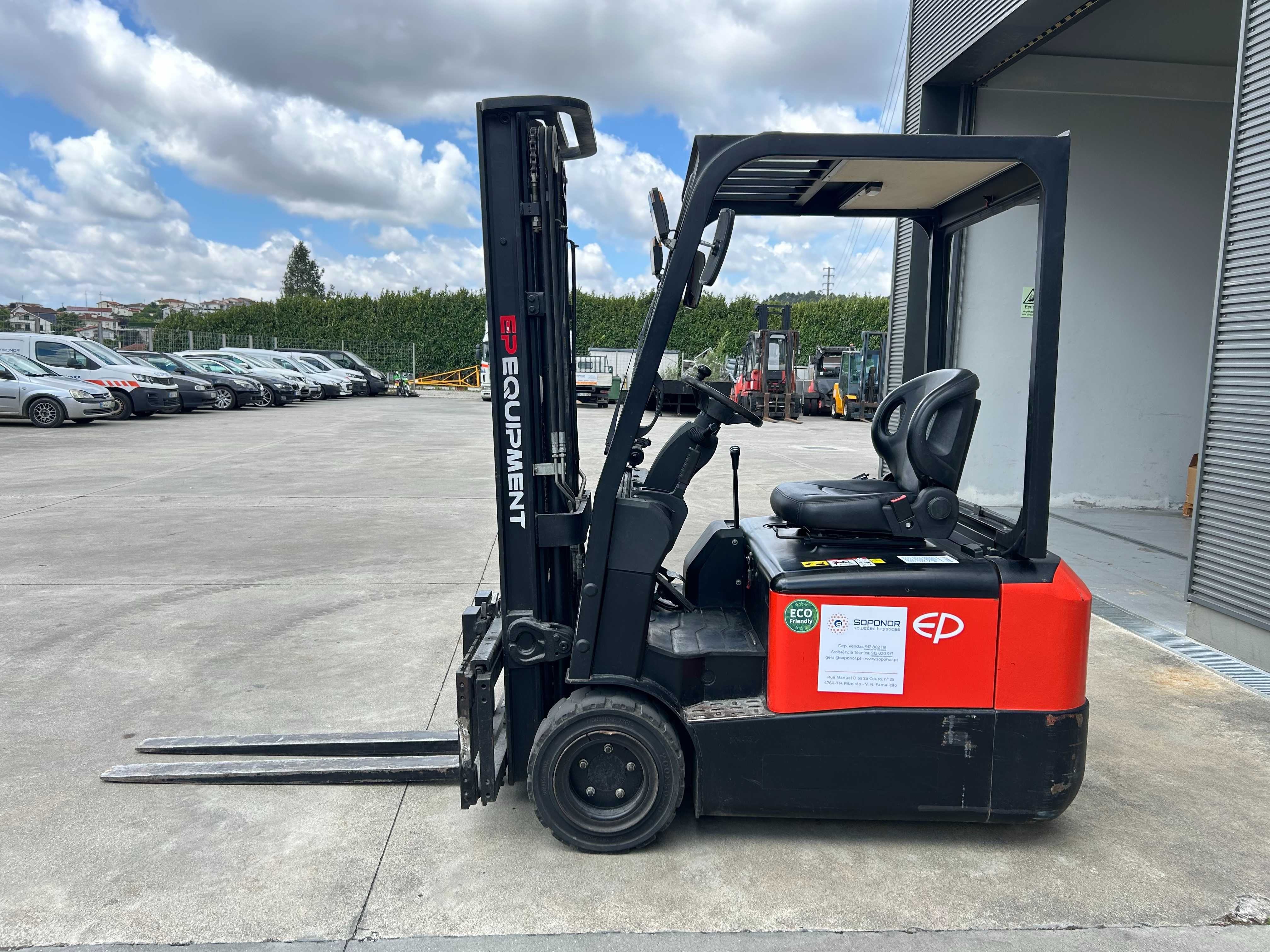 Empilhador EP CPD15TV8 1500 Kgs Elétrico