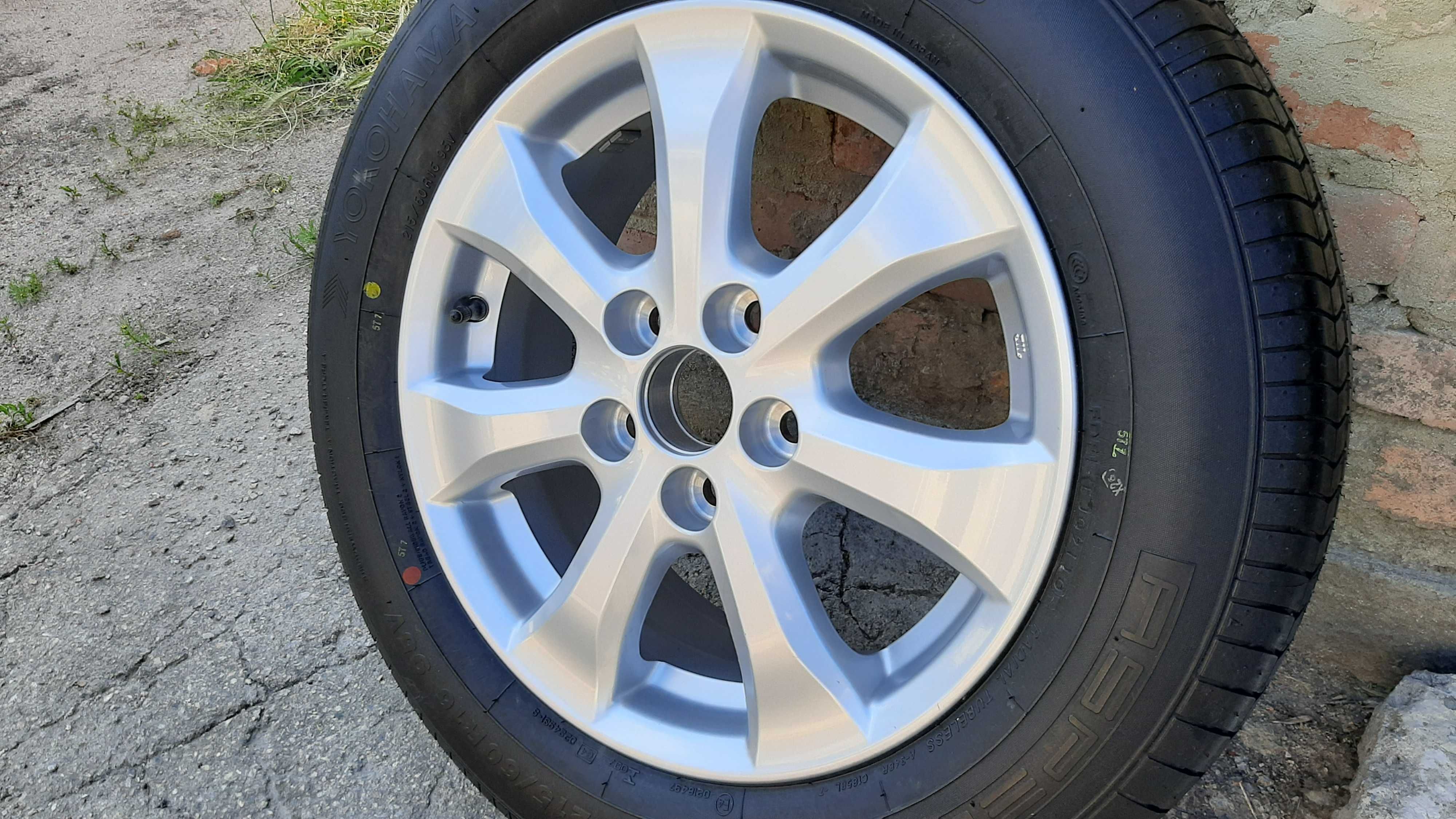 Диск Toyota Camry 5x114.3 R16 новий оригінальний 1 шт