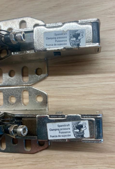BESSEY Docisk pionowy 2 sztuki