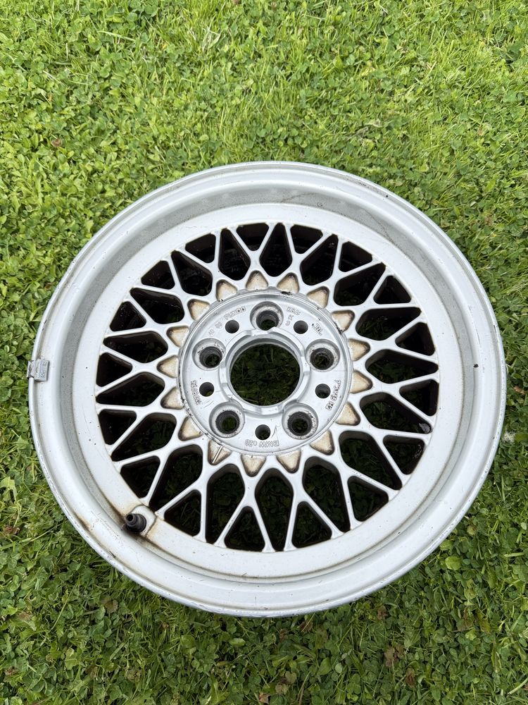 Orginalny bbs bmw e20 15’ cali