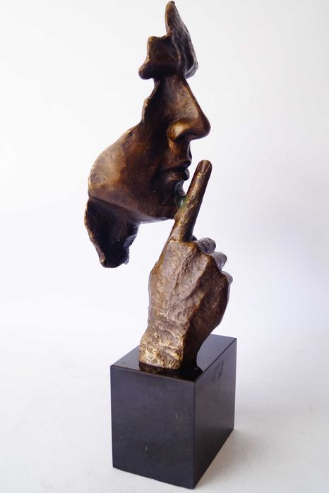 Figura z brązu rzeźba SALVADOR DALI cisza - maska 2