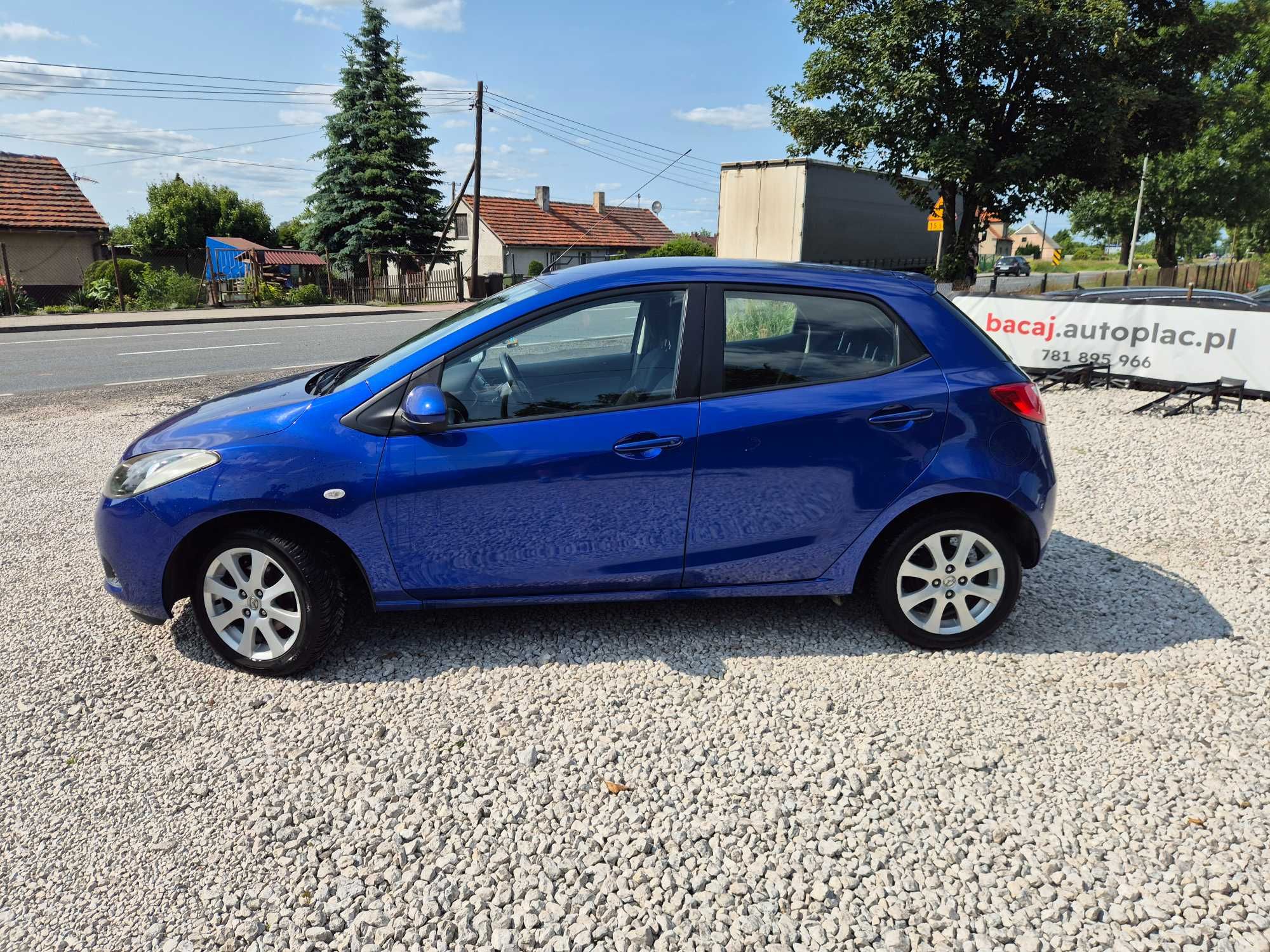 MAZDA 2 Z ROKU 2010 1.3  Stan Bdb Klima Sprawna Ladne Opony 149000tys