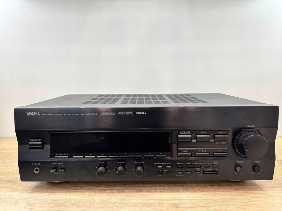 Amplituner Yamaha RX-V393RDS