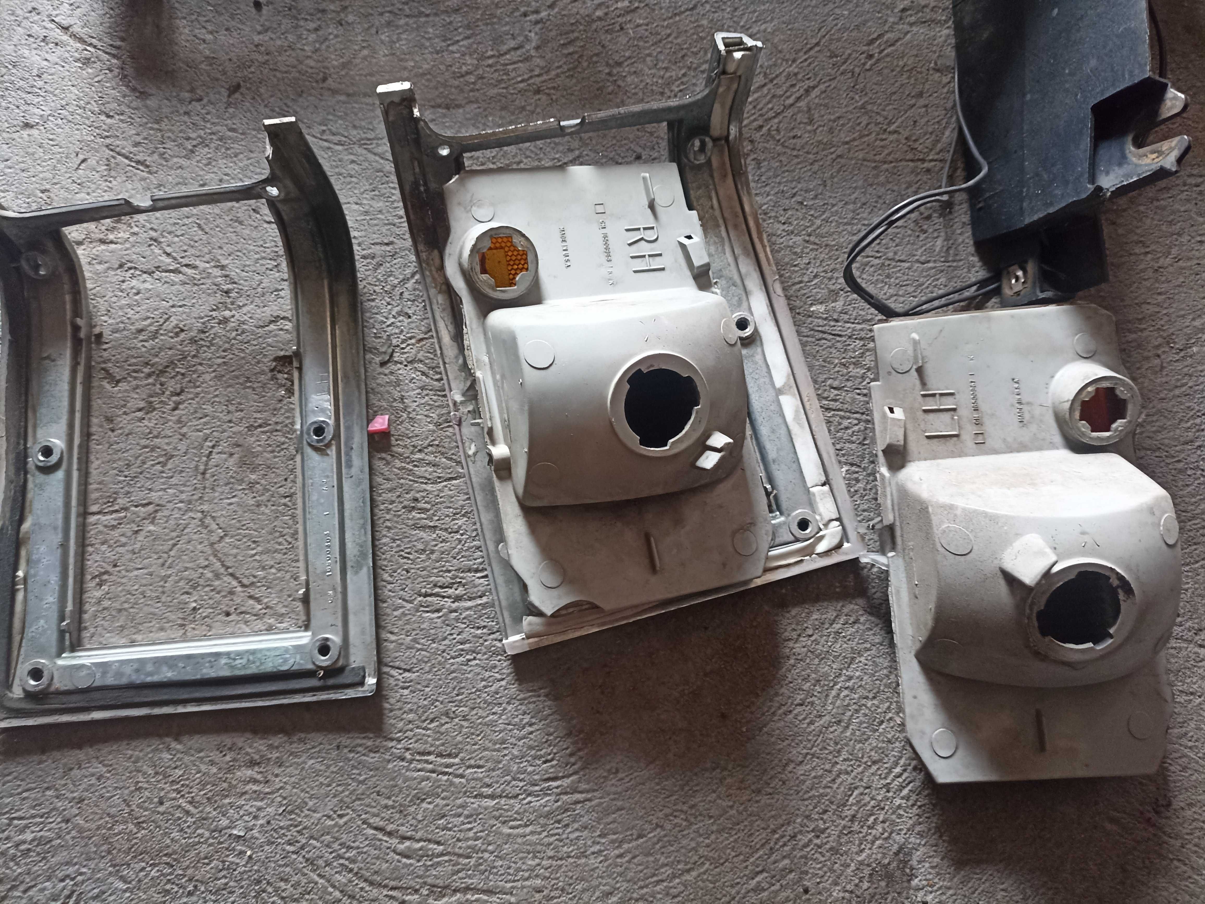 Cadillac Deville 87r. kompletny przód front lampa atrapa kierunkowskaz