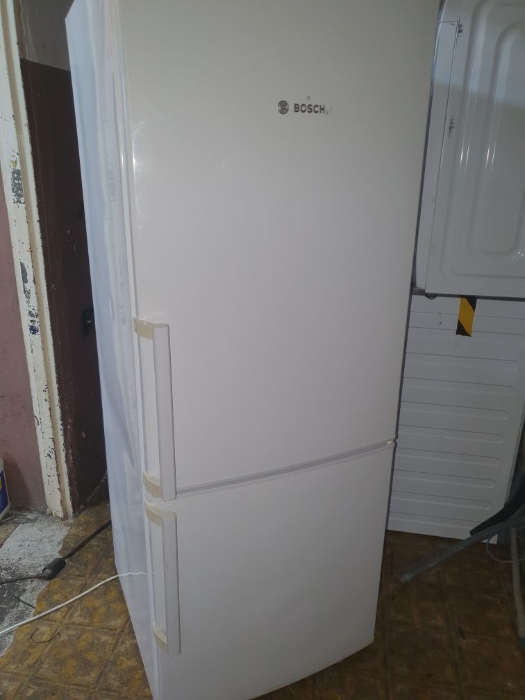Lodówka bosch 156/60