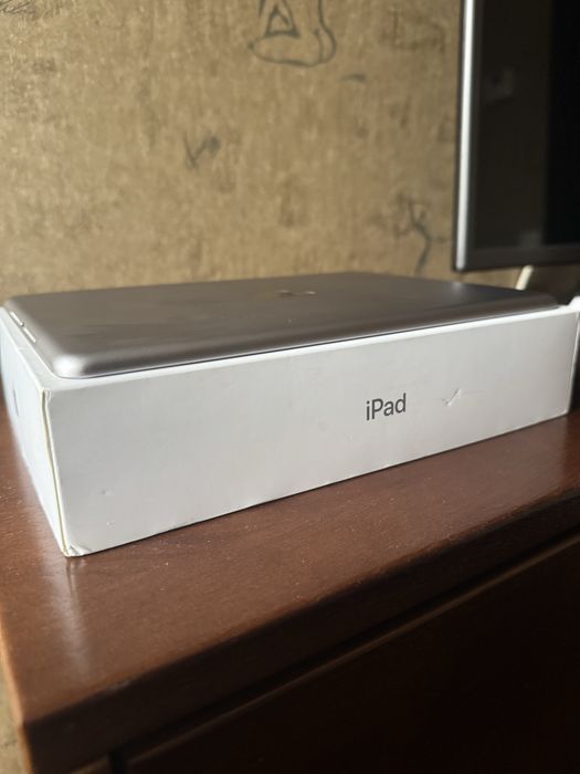 ‼️ iPad 5 32  планшет ОБМЕН!