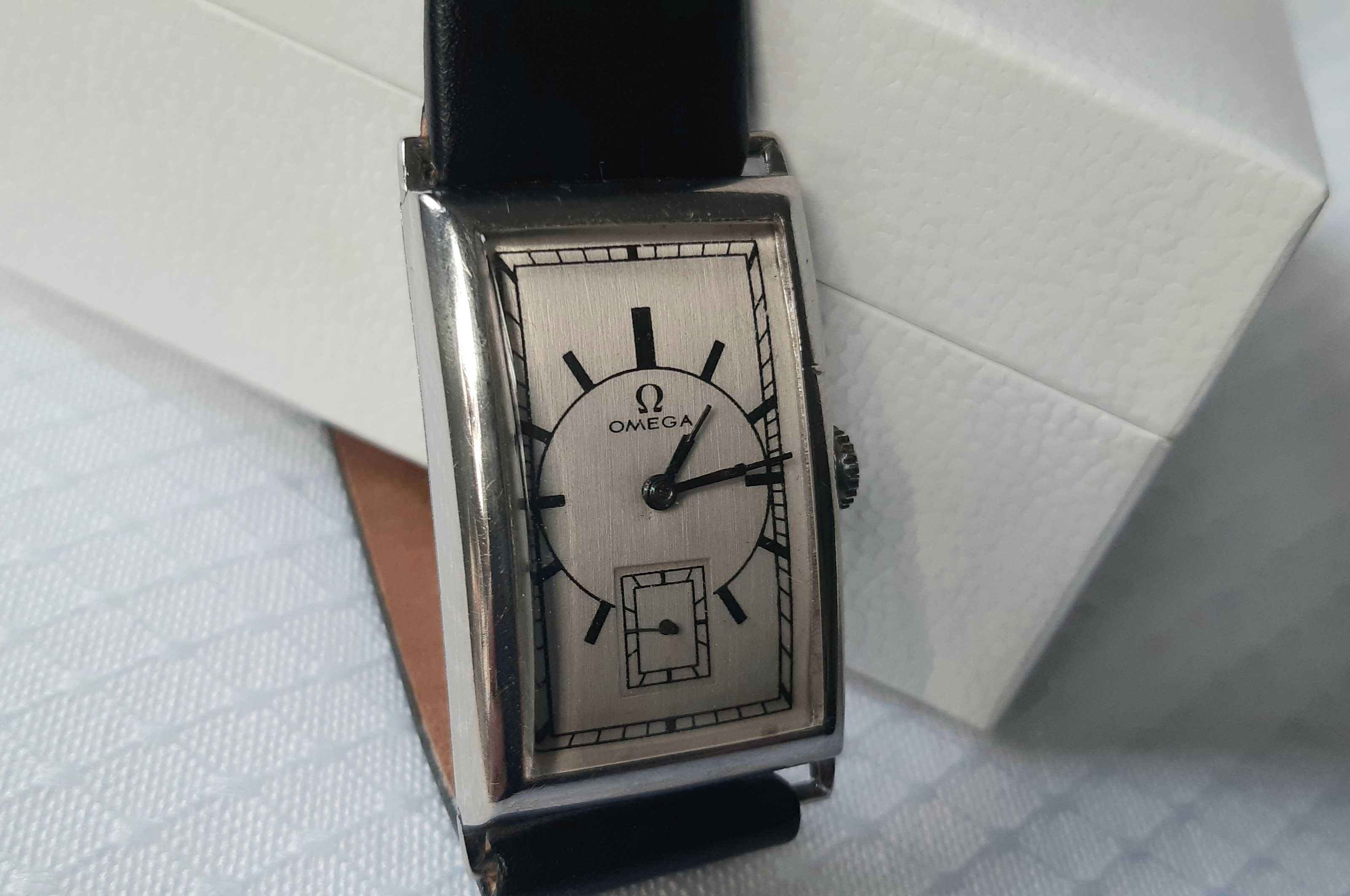 Stary zegarek.  Omega.  Art Deco.