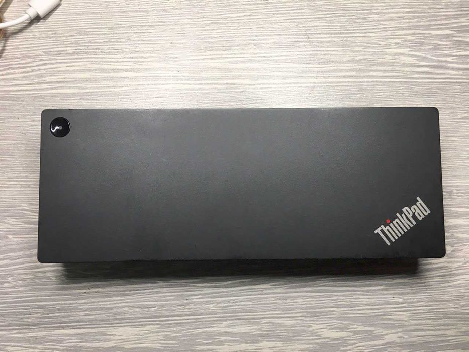 Док станції Thinkpad Lenovo Dock Hybrid USB-C 40AF 4K і Universal 40AY