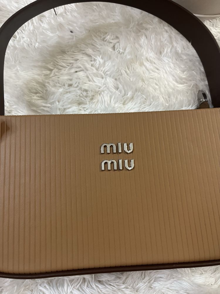 Miu miu torebka brazowa elegancka