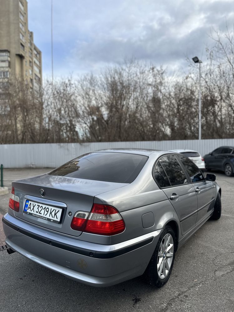 Продам BMW 318