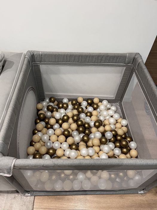 Kojec dla dzieci fillikid Mia Melange Grey i Kulki Basen z Kulkami