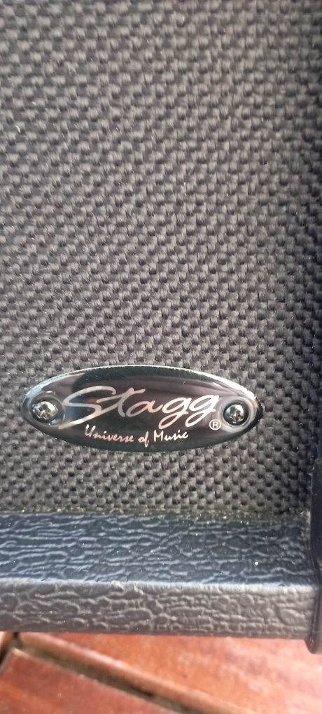 wzmacniacz gitarowy Stagg 15 GA DR