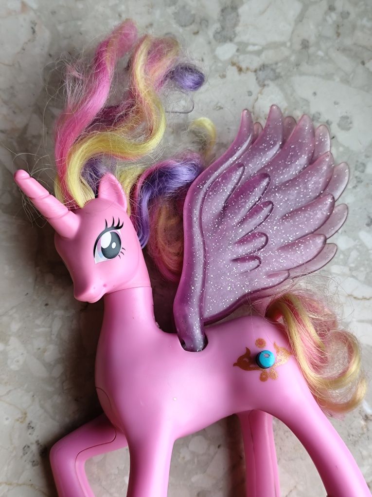 Interaktywny kucyk Księżniczka Cadence My Little Pony Hasbro