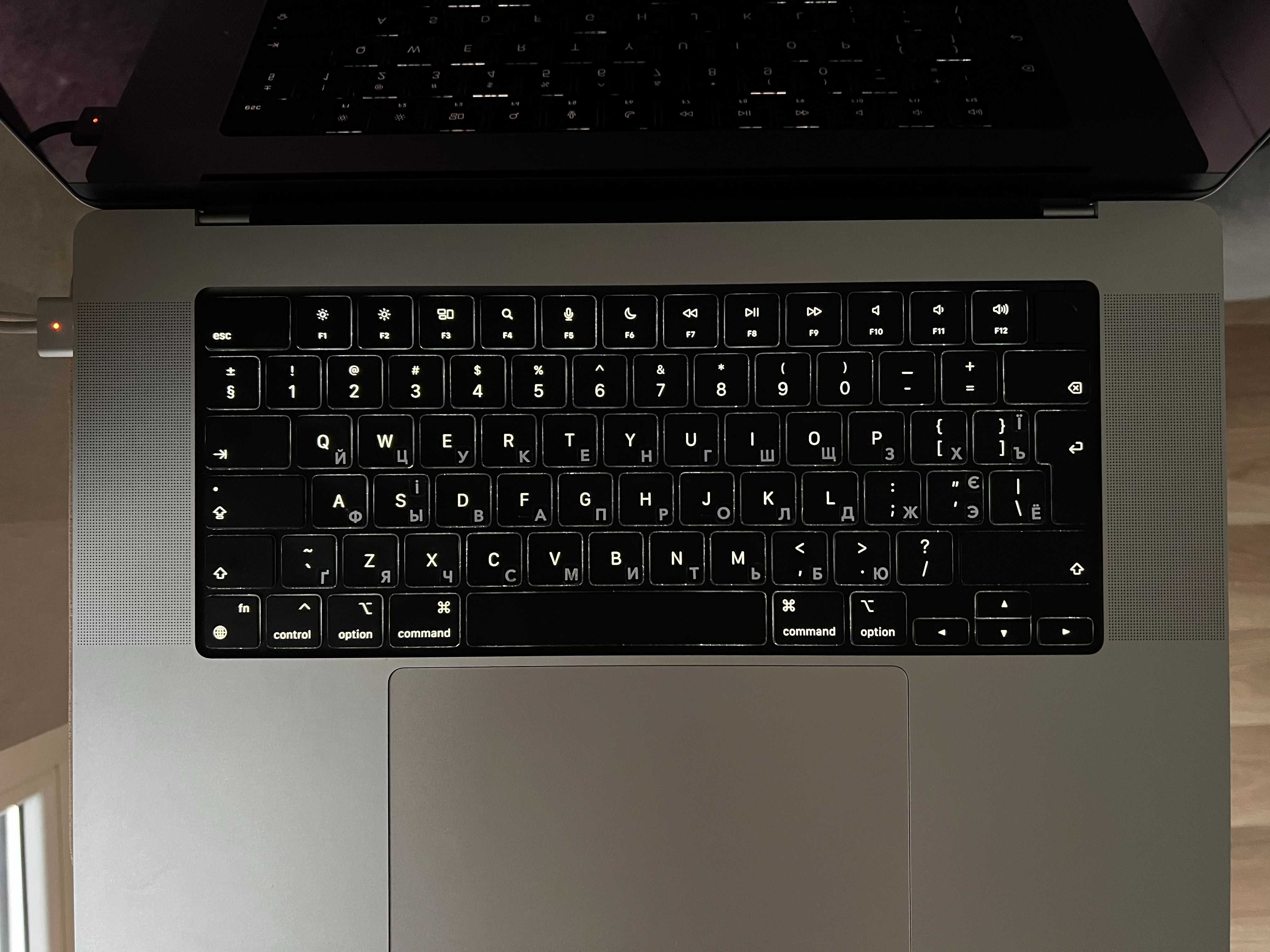 Apple MacBook 16,2’’ - M1 Pro - 16gb RAM - 512gb SSD - Silver