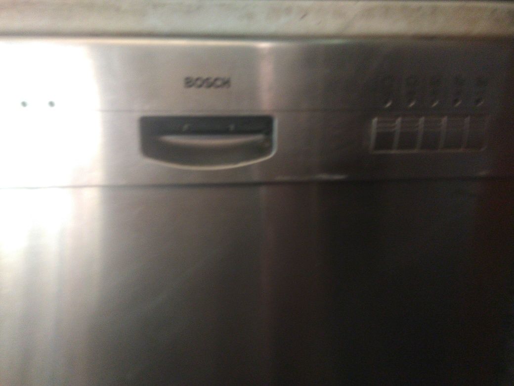 Продам посудомойну машинку Бош привезена закордону.