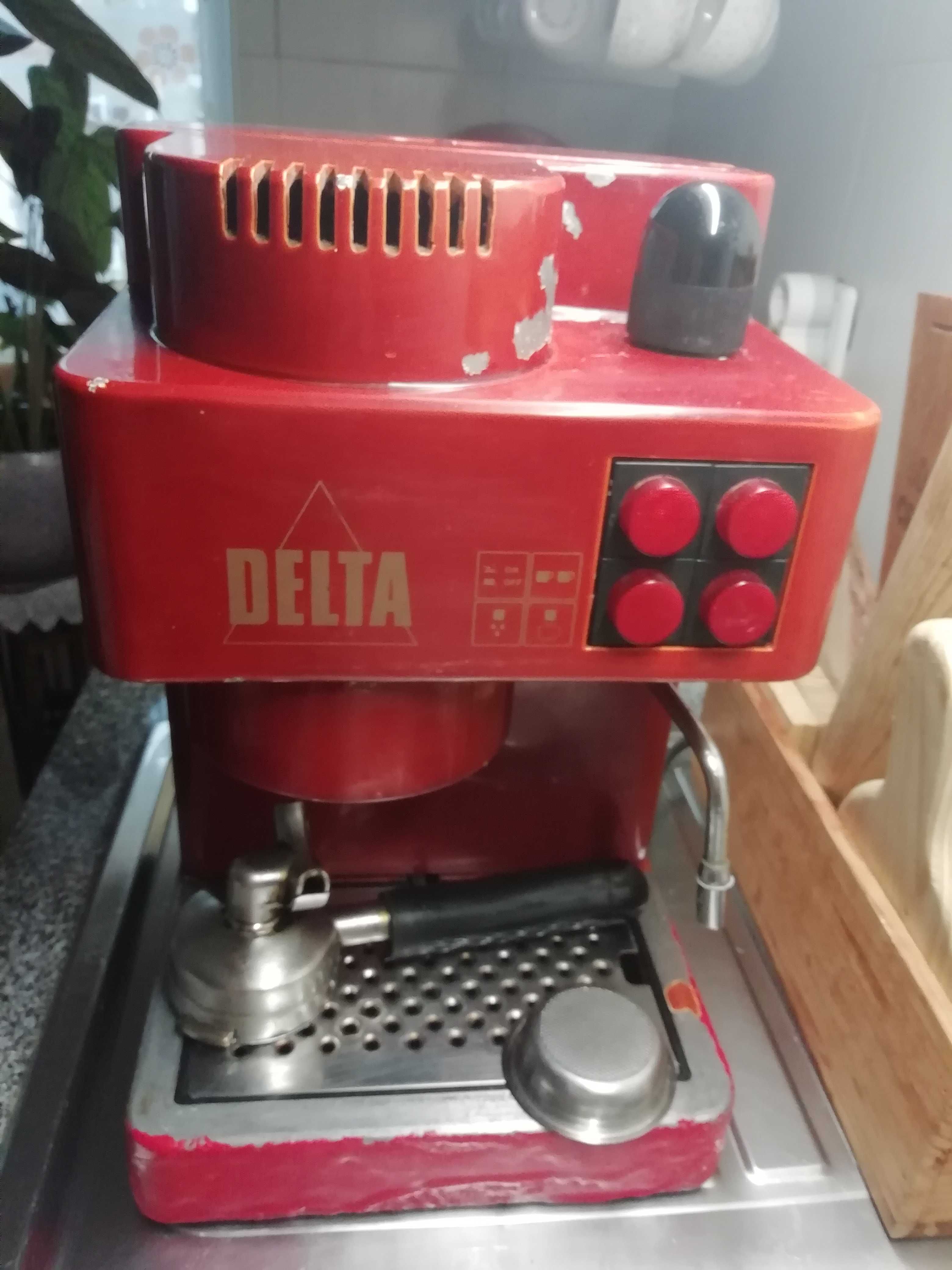 Máquina café industrial  DELTA