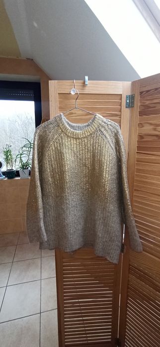 Zara beżowo- złoty sweter r. M/L