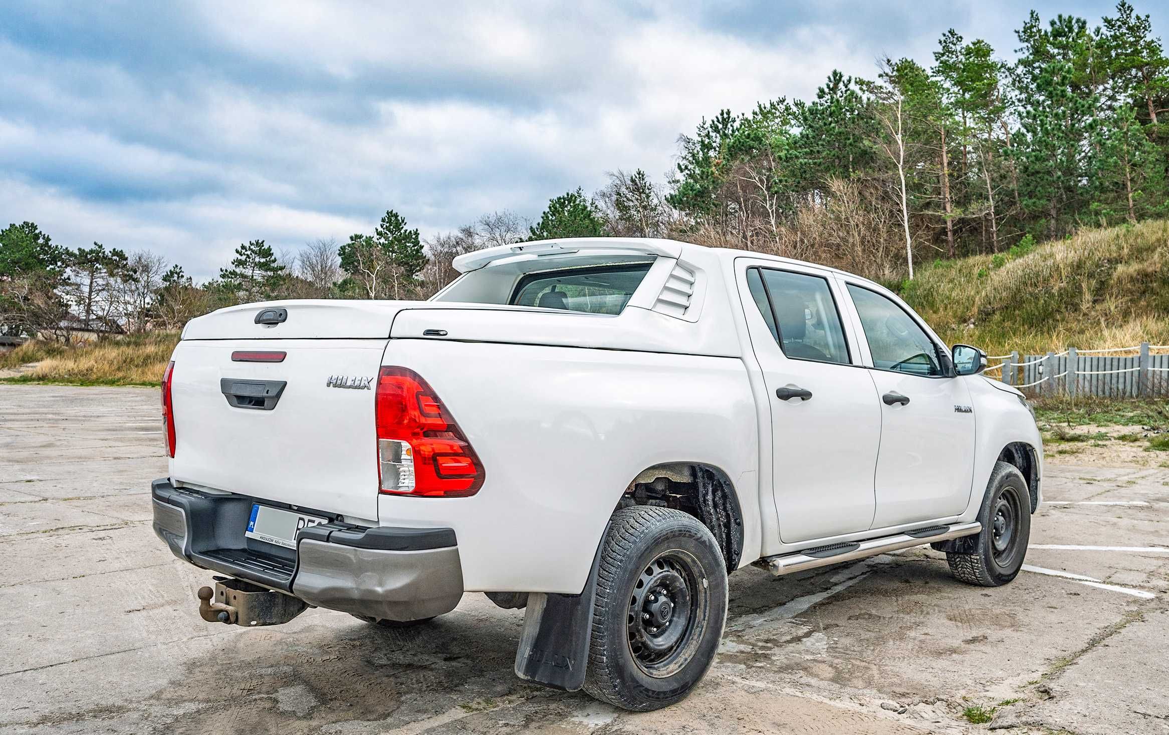 Toyota Hilux 4x4 2.4 D-4D Podwójna Kabina