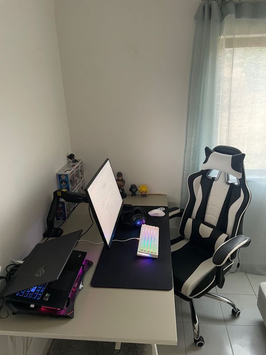 Portátil gaming ROG STRIX G713QE