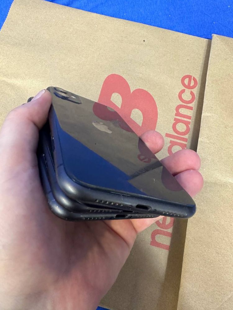 Корпус iphone 11,12 з шлейфами
