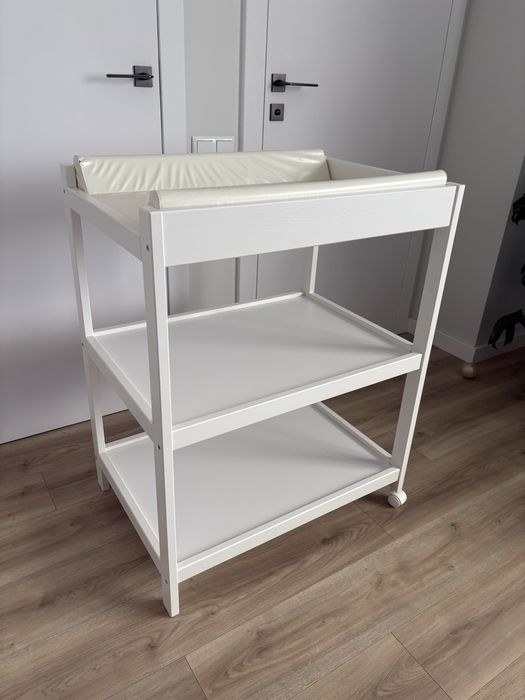 Przewijak Ikea Sundvik trzypoziomowy biały