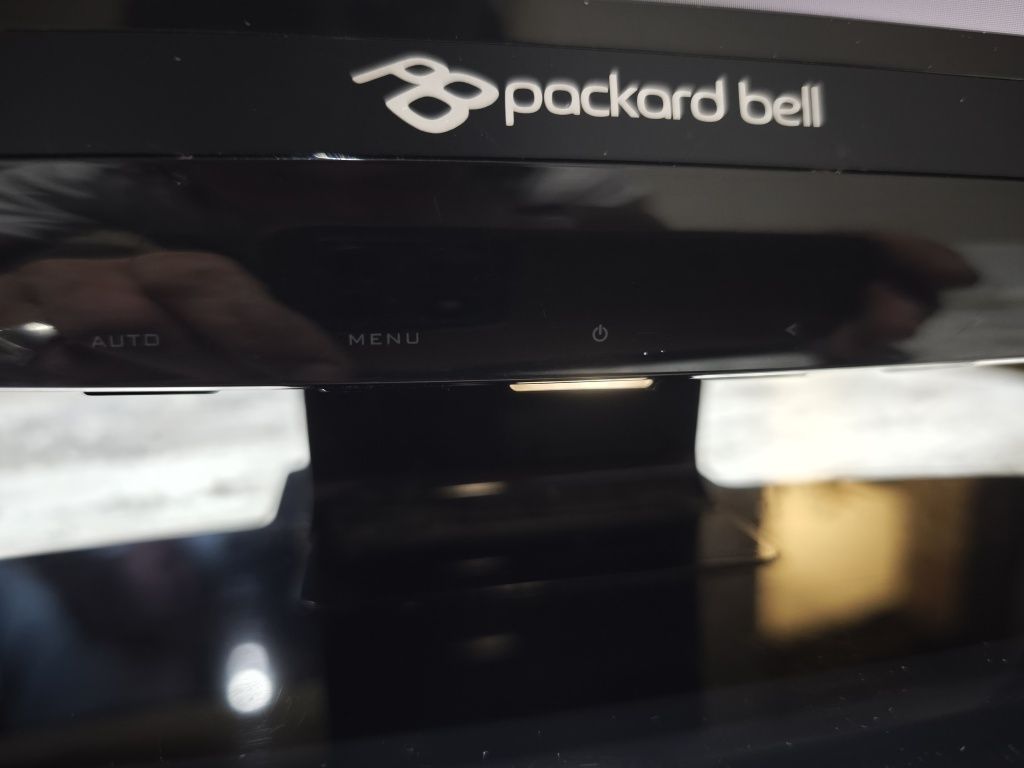 Monitor komputerowy Packard Bell 20"