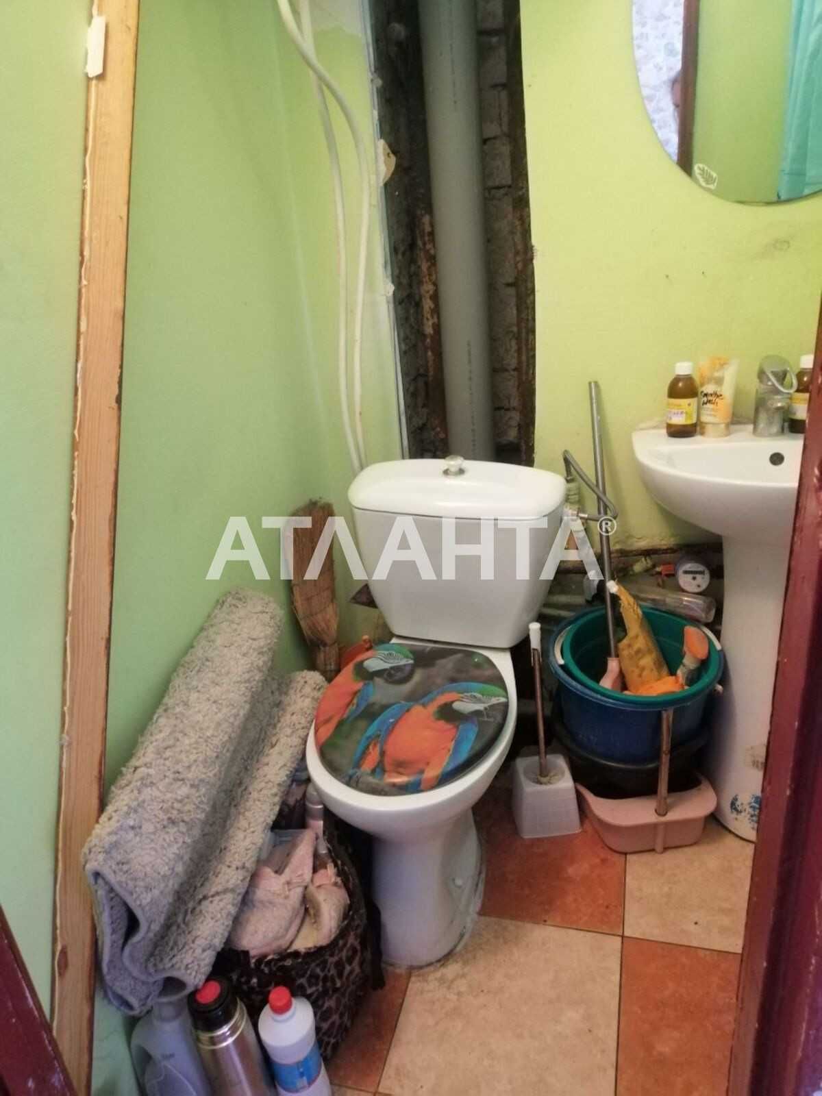 Продам Гостинку с Балконом в Центре Таирова Королева / Глушко