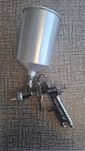 Pistola de Pintura Anest Iwata LPH400 + Copo 700 mL